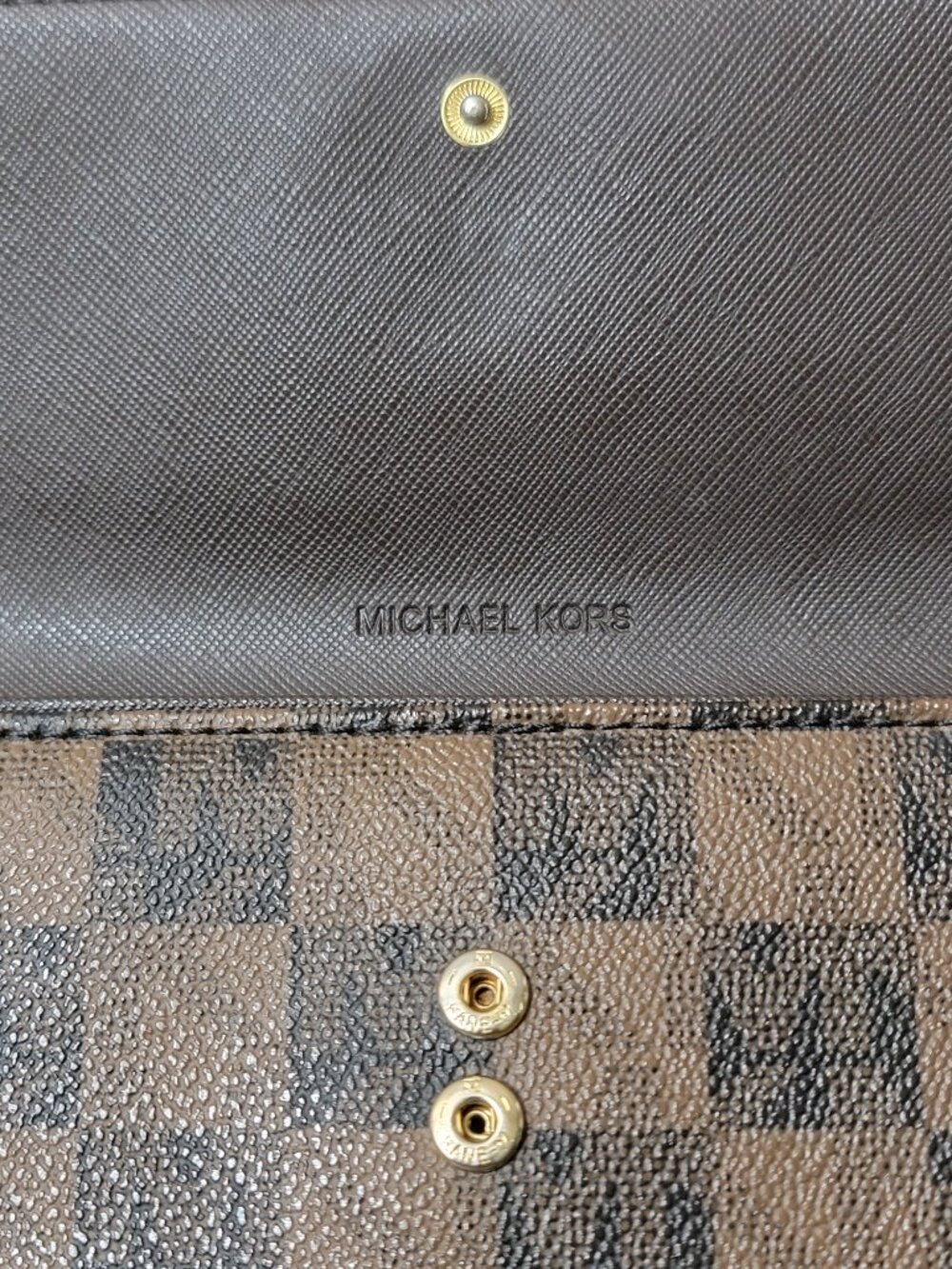 Michael Kors Jet Set Checkbook Wallet Brown Checkerboard Logo Print Gold Plate - Picture 4 of 10